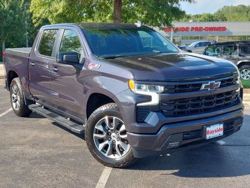 Used 2023 Chevrolet Silverado 1500 RST AWD/4WD image 2