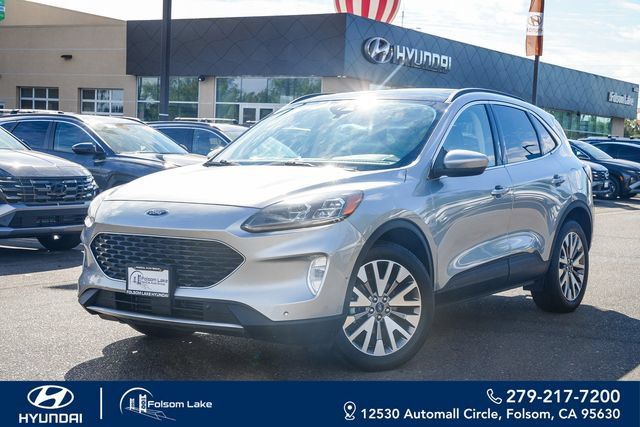 Used 2021 Ford Escape Titanium AWD/4WD image 1