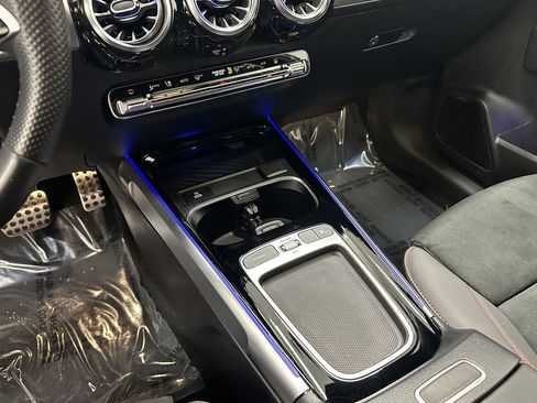 Certified 2024 Mercedes-Benz EQB 250+ image 32