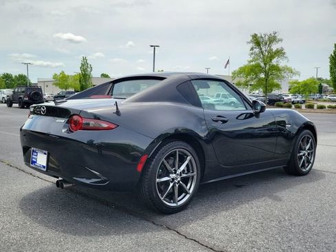 Used 2017 MAZDA MX-5 Miata RF Grand Touring RWD image 4