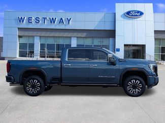 Used 2025 GMC Sierra 2500 Denali Ultimate AWD/4WD video 2