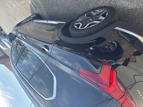 Used 2023 Hyundai Santa Fe Limited w/ Cargo Package image 2