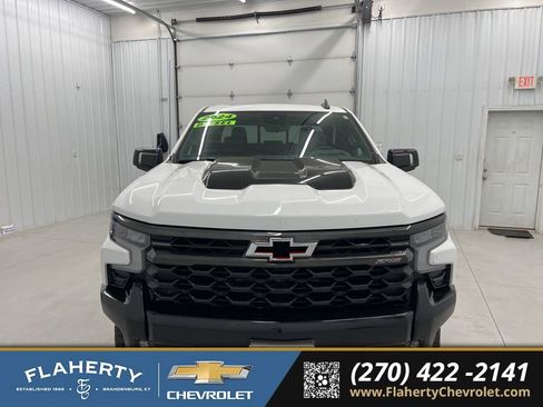 Used 2024 Chevrolet Silverado 1500 ZR2 w/ Technology Package AWD/4WD image 7