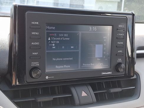 Certified 2021 Toyota RAV4 XLE image 18