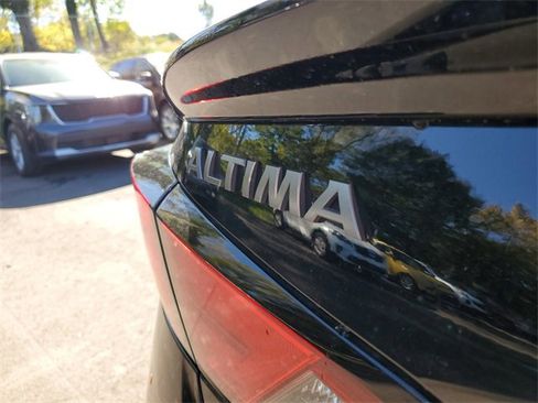 Used 2023 Nissan Altima 2.0 SR image 22