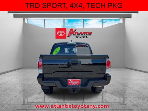 Used 2023 Toyota Tacoma TRD Sport w/ Advanced Technology Package AWD/4WD image 7