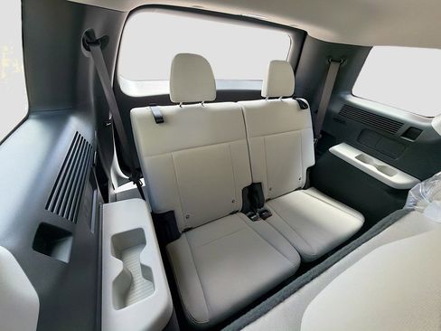 New 2026 Hyundai Santa Fe SE FWD image 21