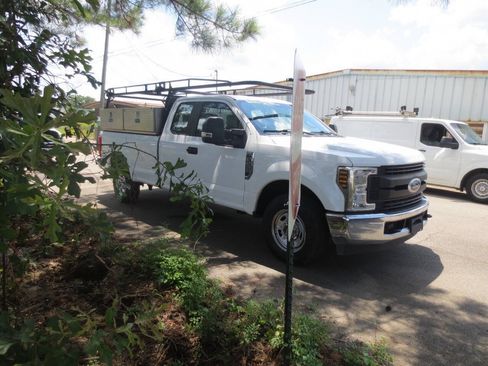Used 2019 Ford F250 XL w/ XL Value Package RWD image 2