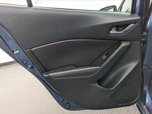 Used 2017 MAZDA MAZDA3 Touring w/ Popular Equipment Package image 16