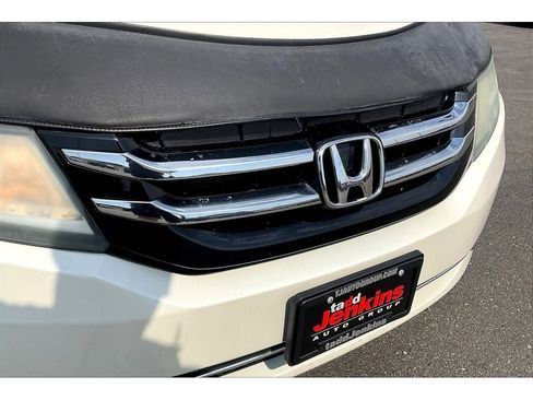 Used 2015 Honda Odyssey Touring Elite image 31