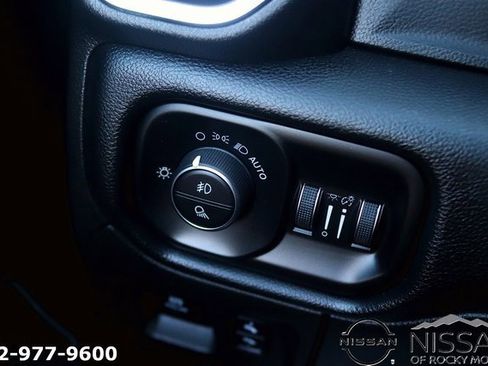 Used 2019 RAM 1500 Laramie image 26