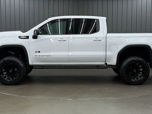 Used 2025 GMC Sierra 1500 Elevation w/ Elevation Premium Package AWD/4WD image 2