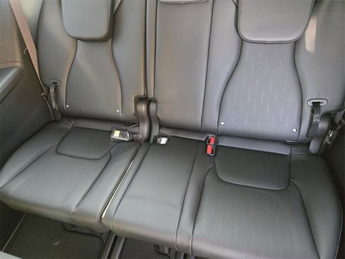 New 2026 Kia Carnival SX image 21