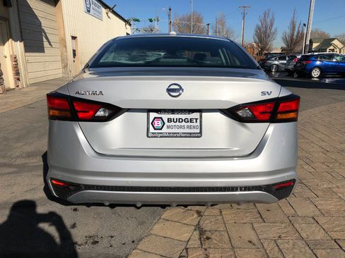Used 2021 Nissan Altima 2.5 SV image 3