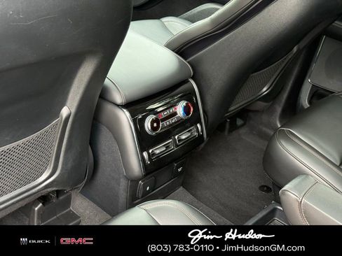 Used 2023 Lincoln Aviator AWD w/ Premium Package image 27