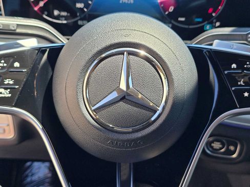 Used 2025 Mercedes-Benz GLE 350 4MATIC image 25