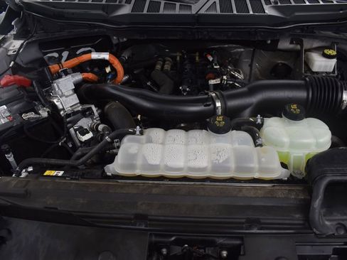 Used 2024 Ford F150 XLT w/ Mobile Office Package image 9