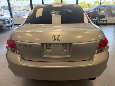 Used 2009 Honda Accord EX image 12