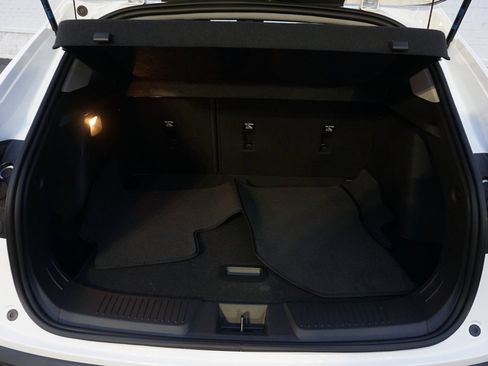 Used 2025 Chevrolet Trax ACTIV w/ Sunroof Package image 28