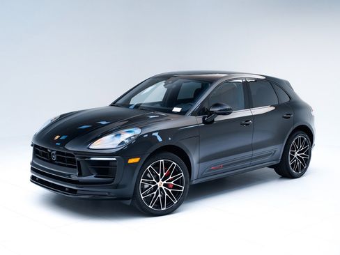 New 2026 Porsche Macan S image 1