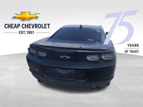 Used 2022 Chevrolet Camaro LT w/ RS Package RWD image 5