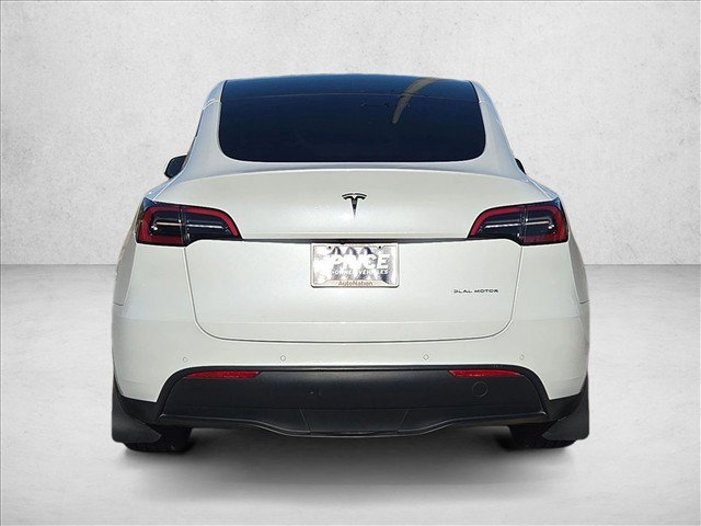 Used 2022 Tesla Model Y Long Range AWD/4WD image 8