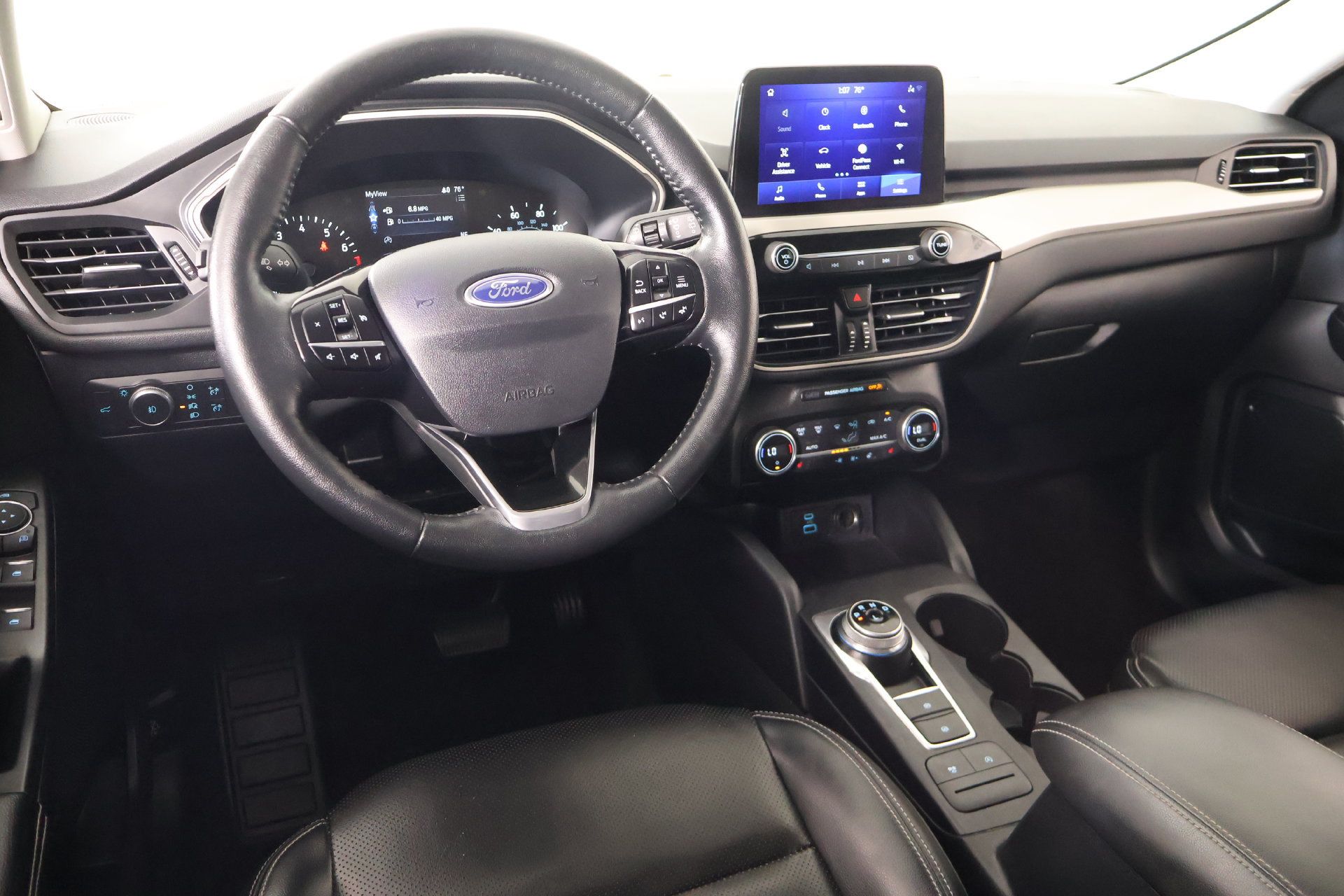 Used 2021 Ford Escape SEL FWD image 2