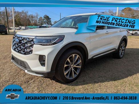 Used 2025 Ford Explorer Platinum w/ Ultimate Package AWD/4WD image 8