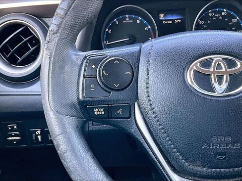 Used 2018 Toyota RAV4 LE w/ All Weather Liner Package AWD/4WD image 21