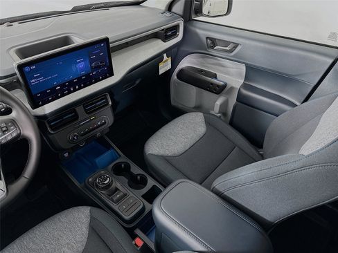 New 2026 Ford Maverick XLT w/ XLT Luxury Package image 23