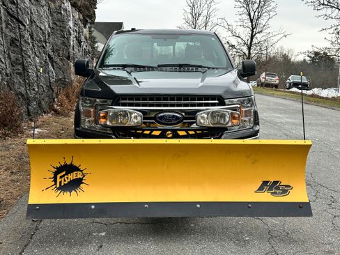 Used 2018 Ford F150 XLT w/ Equipment Group 302A Luxury image 5