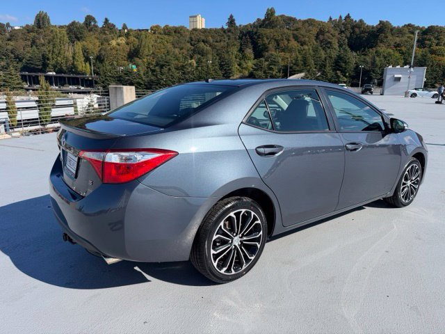 Used 2016 Toyota Corolla S Premium FWD image 3