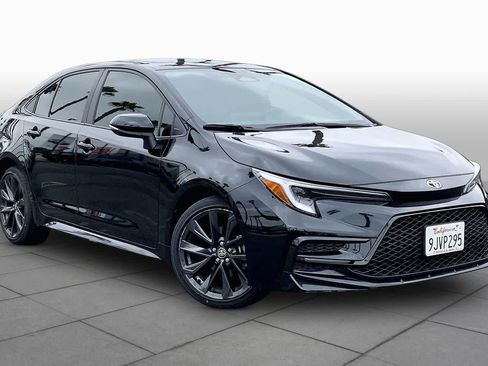 Certified 2024 Toyota Corolla SE FWD image 2