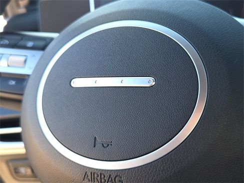 Used 2025 Hyundai Santa Cruz SEL image 23