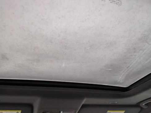 New 2026 Land Rover Discovery Limited Edition image 19