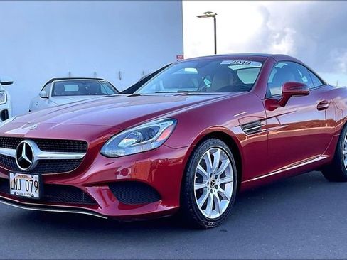 Used 2019 Mercedes-Benz SLC 300 image 1