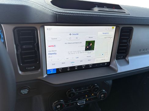 New 2025 Ford Bronco Outer Banks image 12