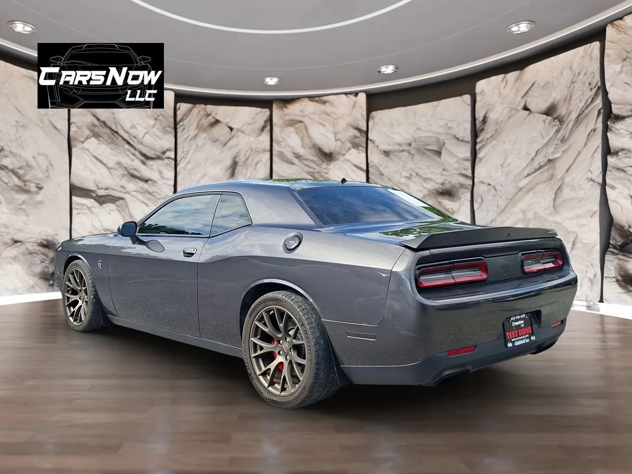 Used 2016 Dodge Challenger SRT Hellcat RWD image 4
