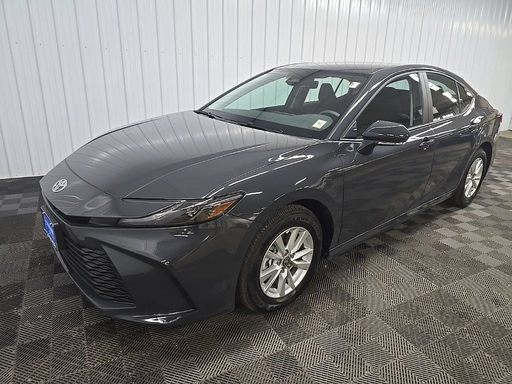 Used 2025 Toyota Camry LE w/ Convenience Package AWD/4WD image 8