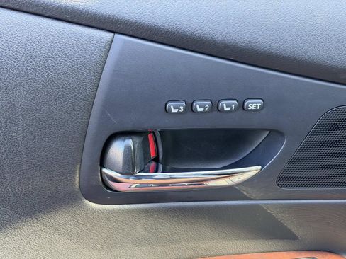 Used 2015 Lexus RX 450h FWD image 16