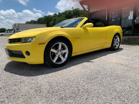 Used 2014 Chevrolet Camaro LT RWD image 3