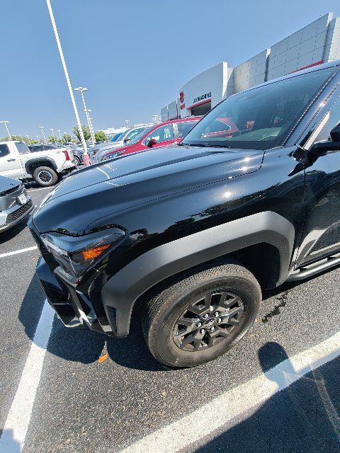 Used 2025 Toyota 4Runner SR5 AWD/4WD image 8