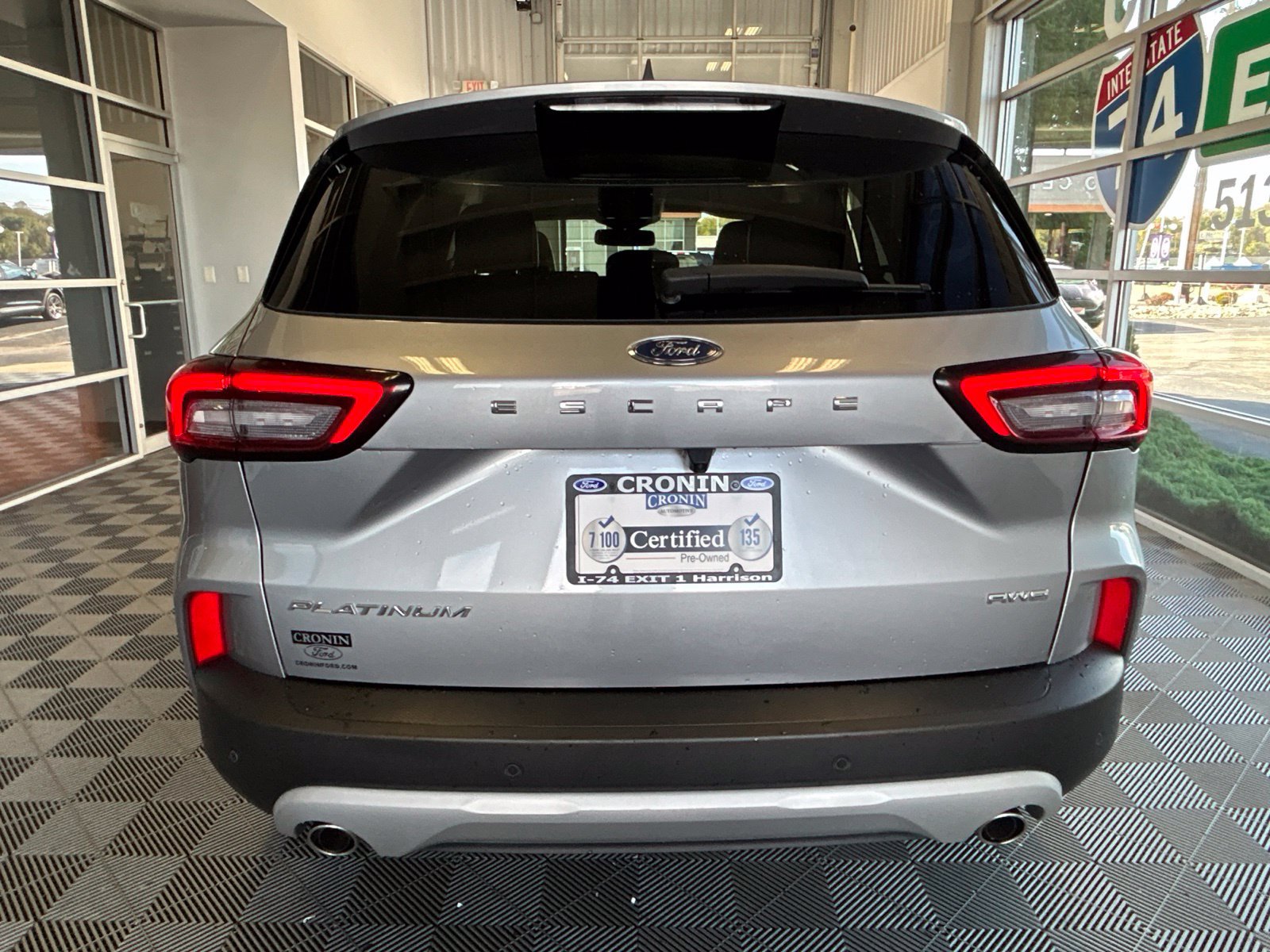 Used 2024 Ford Escape Platinum AWD/4WD image 5