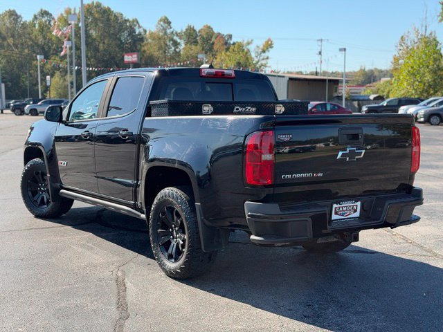 Used 2018 Chevrolet Colorado Z71 w/ Z71 Midnight Edition AWD/4WD image 3