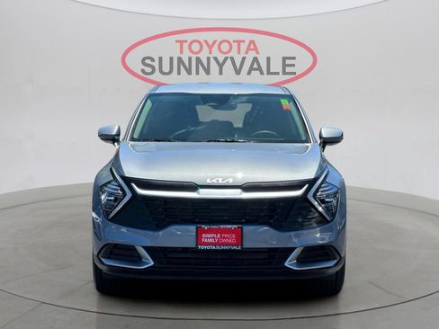 Used 2025 Kia Sportage LX FWD image 11