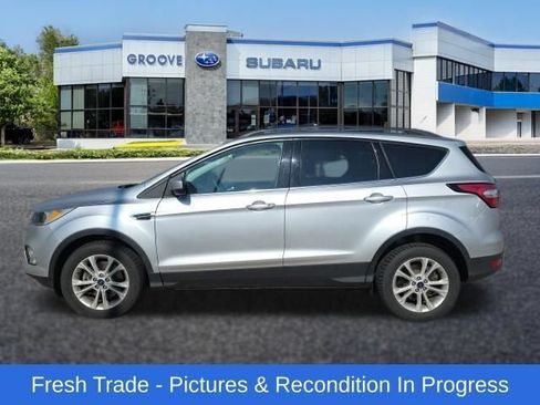 Used 2018 Ford Escape SE AWD/4WD image 2