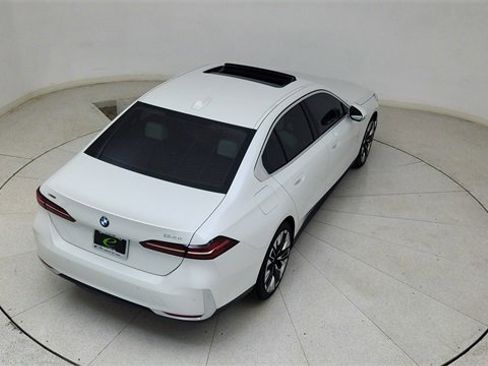 Used 2026 BMW 540i xDrive image 81