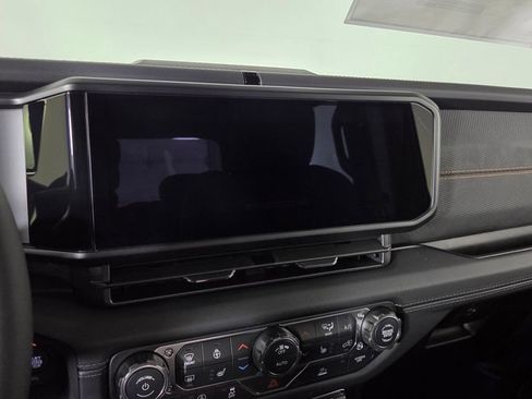 New 2026 Jeep Gladiator Mojave AWD/4WD image 18