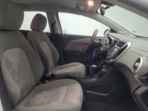 Used 2017 Chevrolet Sonic LT image 21