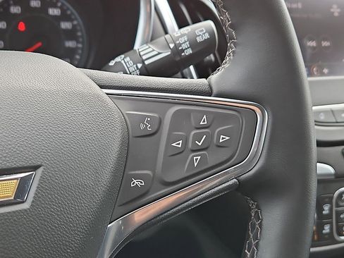 Used 2024 Chevrolet Equinox LT image 22